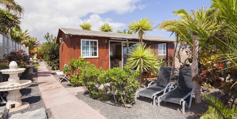 9b2946dd-2a1b-43a7-9c59-0301fb6d5766