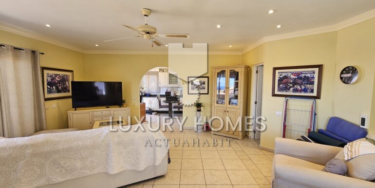 Imagen de WhatsApp 2025-05-15 a las 11.49.22_6caedaad