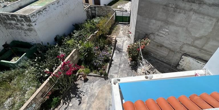 d0c51dfa-dc79-4efc-a63c-7edfc3312b77