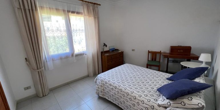 dfbec4fc-8852-42fb-90f0-e7b7f053e67e